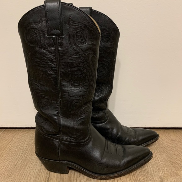 Tony Lama Vintage Black Cowboy Boots Sz 7B - Picture 2 of 15